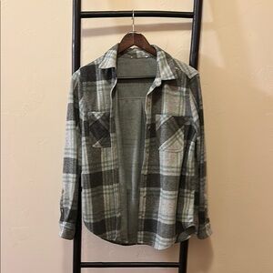 Men's Gray Plaid Shirt